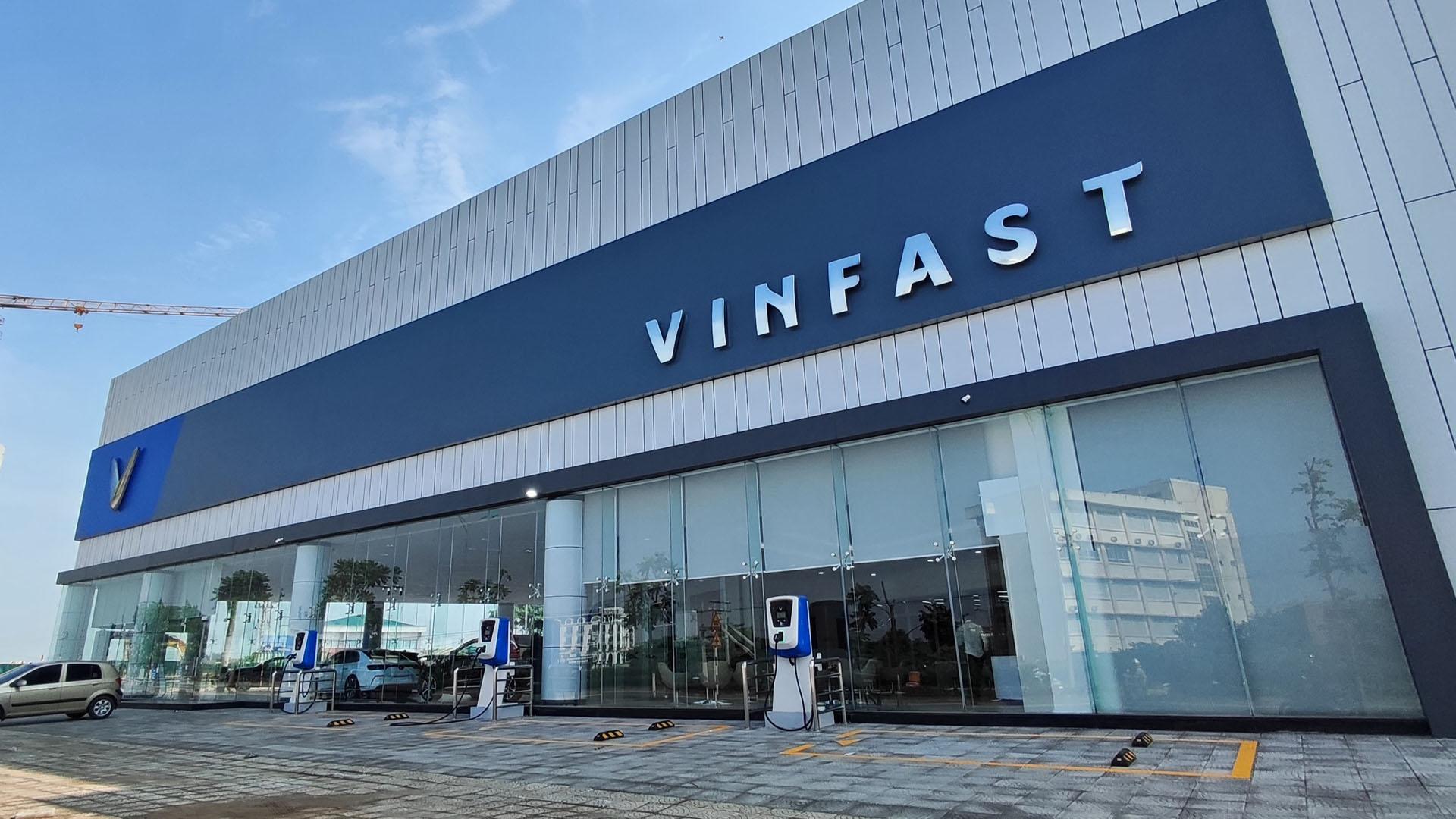 VINFAST LONG AN